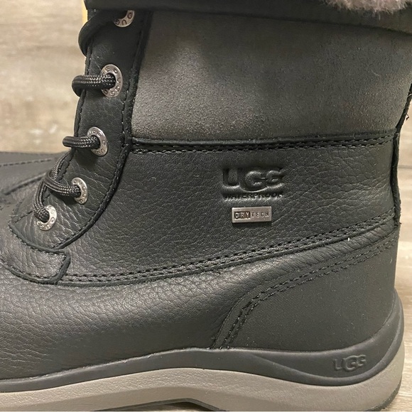 UGG | Adirondack Boot III In Black Snow Boots NEW Size 10 - Picture 7 of 12